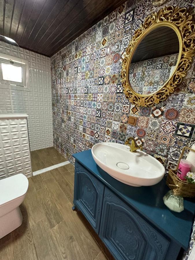 Seyyah Cafe Bungalows Aliaga Ngoại thất bức ảnh